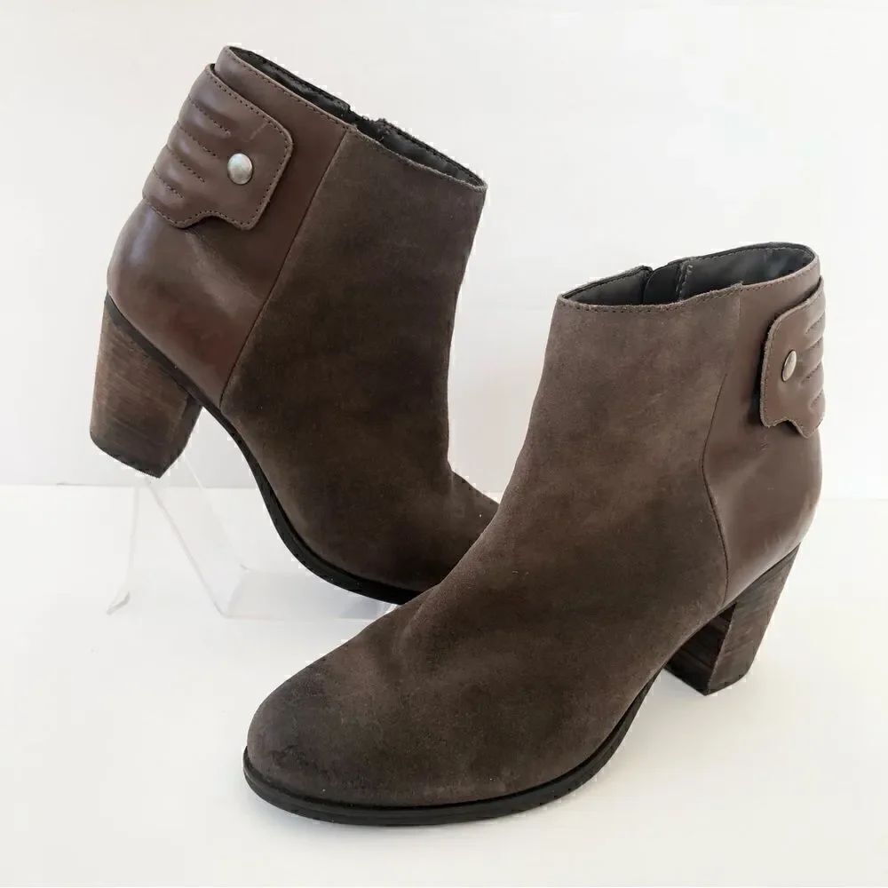 Clarks artistan brown leather heeled ankle boots
